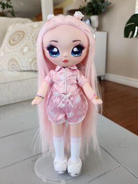 🐈 Na! Na! Na! Large Surprise Teens 11" Mila Rose Kitty Slumber Party Doll